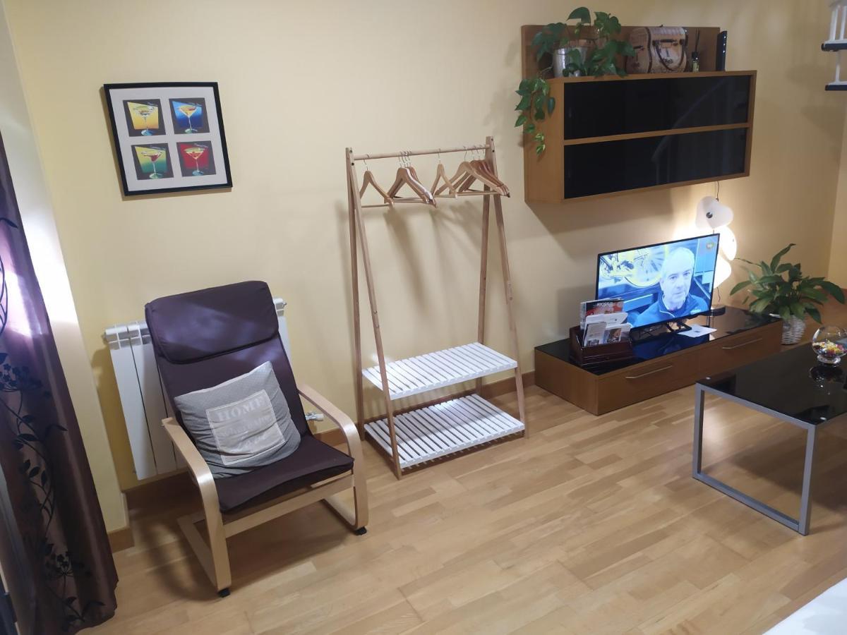 Apartamento El Parque Terraza Con Vistas Montana Entorno Tranquilo Ideal Mascotas Logroño Zewnętrze zdjęcie